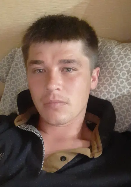 Я Alexsasha, 33, из Тынды, ищу знакомство для приятного времяпровождения