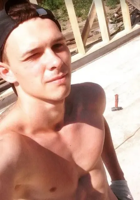 Jokker из Люберец, мне 29, познакомлюсь на одну ночь