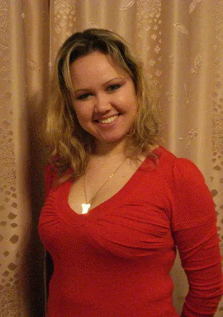 Я Анечка, 39, знакомлюсь без обязательств в Новочебоксарске