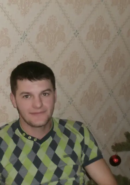 Я Алексей, 39, из Славгорода, ищу знакомства без обязательств