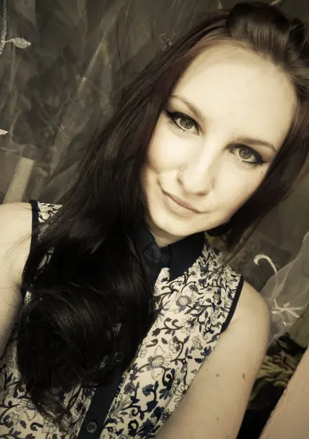 Я Анастасия, 28, из Гатчины, ищу знакомства на одну ночь