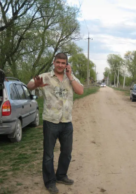 Andrei из Великого Новгорода, мне 42, познакомлюсь без обязательств