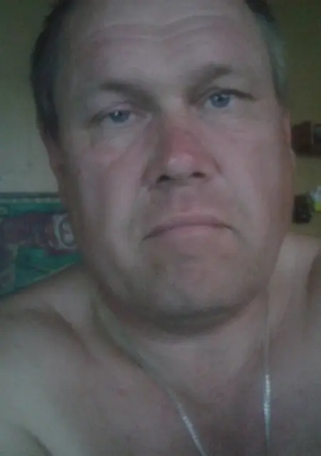 Сергей из Сегежи, мне 59, познакомлюсь на одну ночь