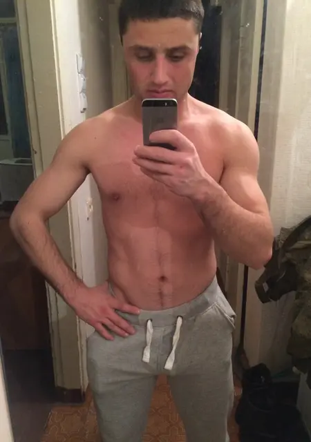 Тима из Северска, мне 32, познакомлюсь на одну ночь