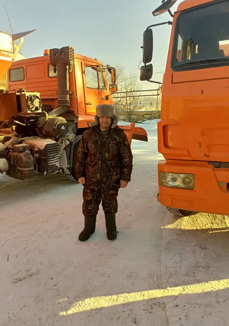 Иван из Благовещенска, мне 41, познакомлюсь для общения