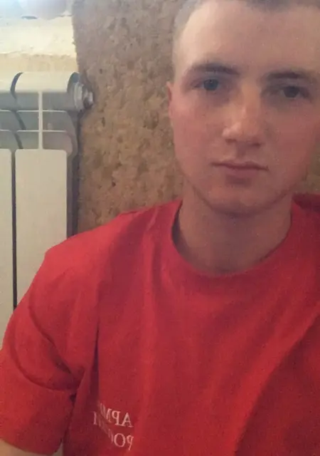 Я Слава, 26, знакомлюсь без обязательств в Называевске