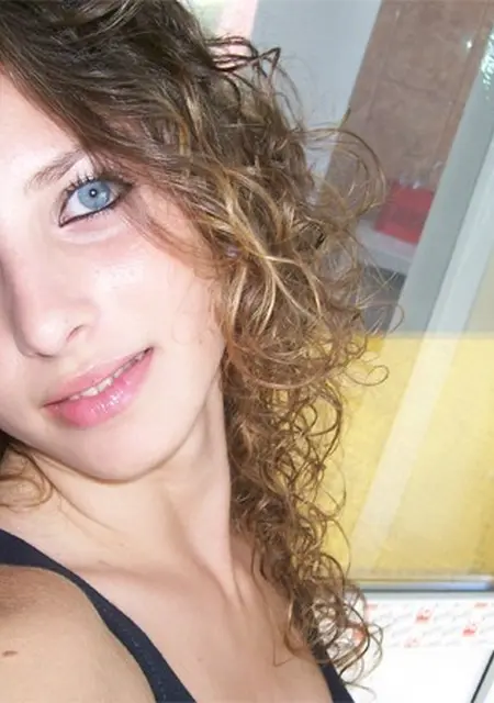 Я Лера, 19, из Татарска, ищу знакомства на одну ночь