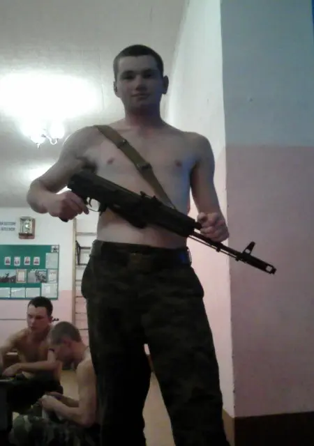 Andrei из Райчихинска, ищу на сайте знакомства на одну ночь