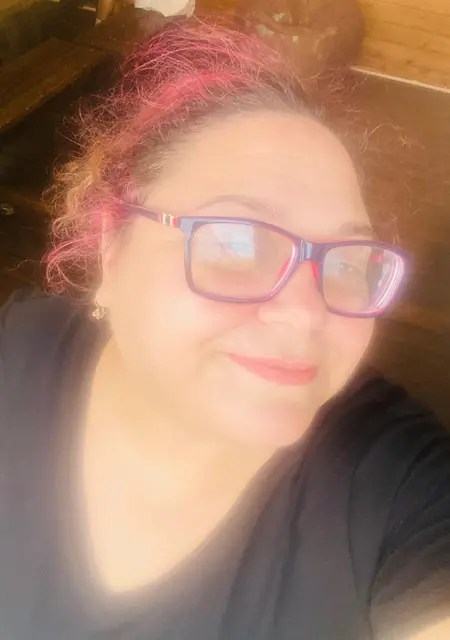 Наина из Кемерово, мне 45, познакомлюсь для приятного времяпровождения