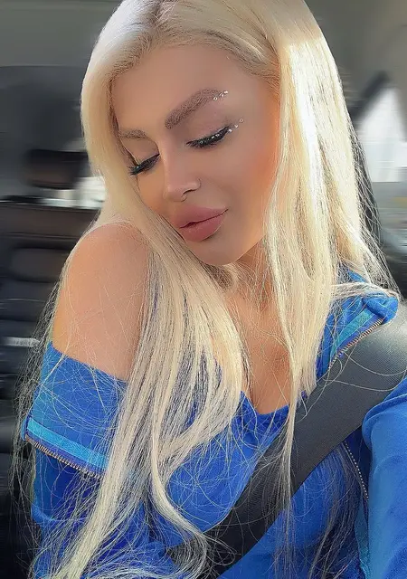 Я Karina, 27, из Москвы, ищу знакомство для приятного времяпровождения