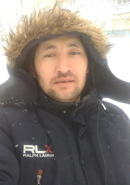 Я Жахонгир, 39, знакомлюсь на одну ночь в Узловой