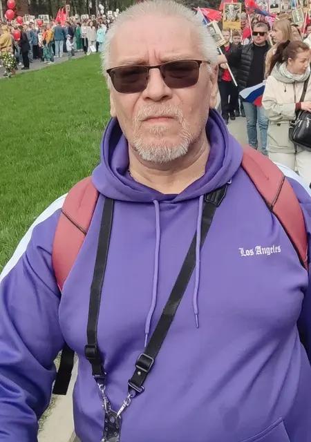 Andrey из Омска, ищу на сайте знакомства на одну ночь