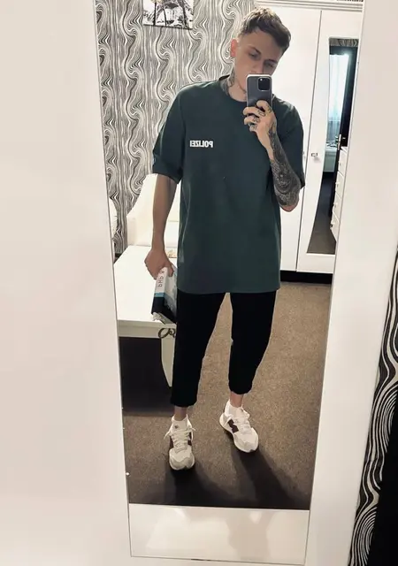 Гриша из Москвы, ищу на сайте знакомства без обязательств