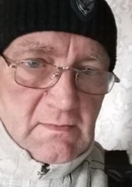 Я Сергей, 64, из Новоалтайска, ищу знакомство для открытые отношения