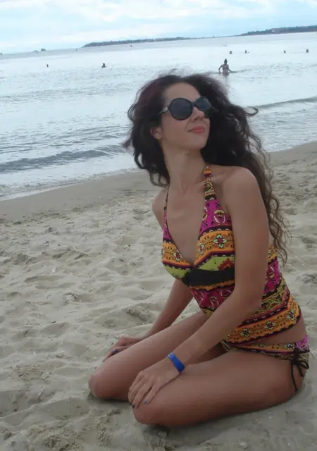 Елена из Воронежа, мне 40, познакомлюсь на одну ночь