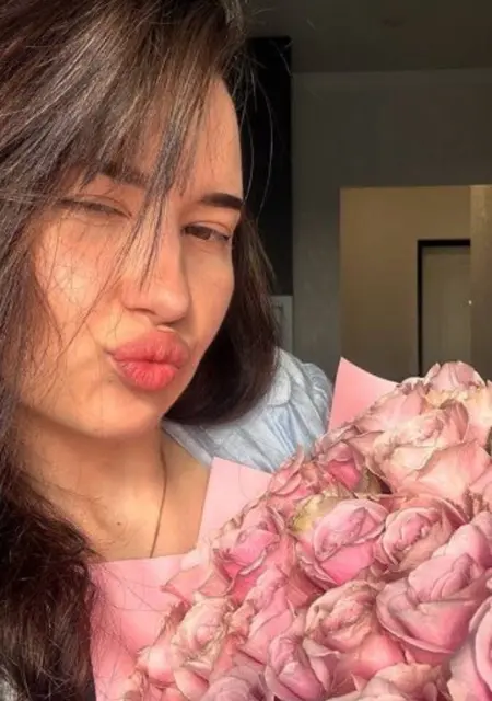 Я Ира, 20, из Краснодара, ищу знакомство для общения