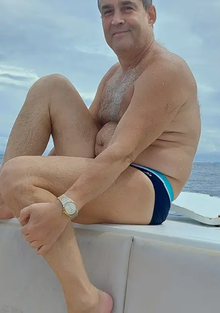 Артур из Чебоксар, ищу на сайте знакомства без обязательств