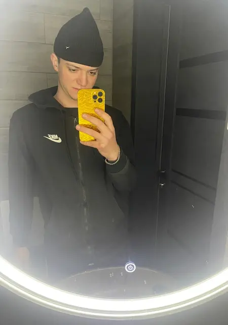 Игорь из Убинского, мне 27, познакомлюсь для постоянных отношений