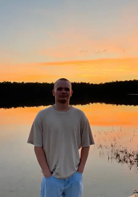 Валерий из Наволок, ищу на сайте знакомства на одну ночь