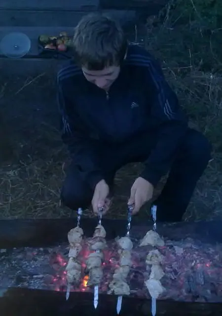 Я Саня, 30, знакомлюсь на одну ночь в Благовещенске