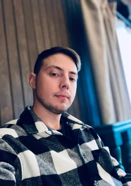 Константин из Белогорска, мне 28, познакомлюсь для приятного времяпровождения