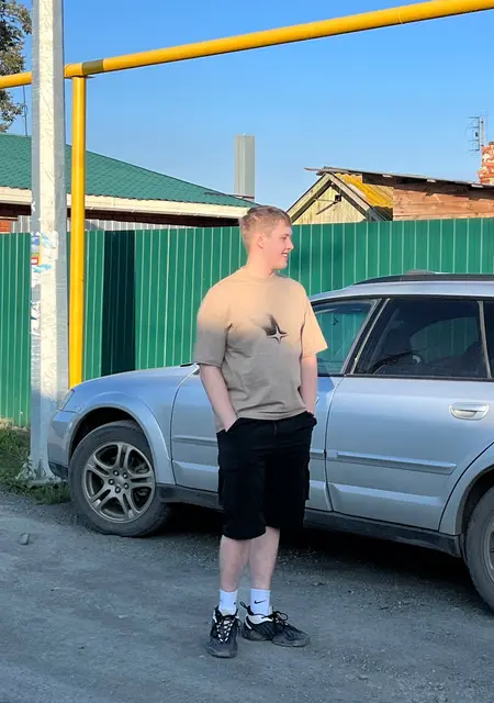 Максим из Копейска, ищу на сайте дружбу