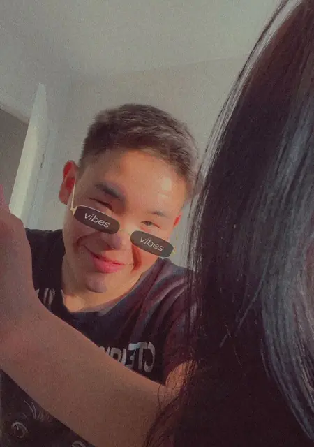 Я Мирный, 20, знакомлюсь для общения в Елизове