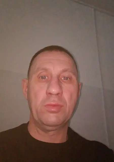 Валентин из Екатеринбурга, мне 48, познакомлюсь для приятного времяпровождения