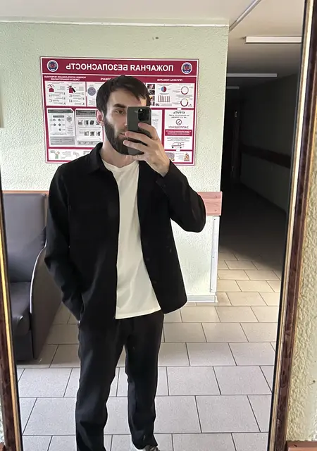 Расим из Москвы, мне 28, познакомлюсь на одну ночь