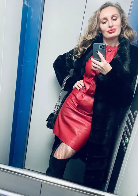 Я Елена, 32, знакомлюсь для постоянных отношений в Москве