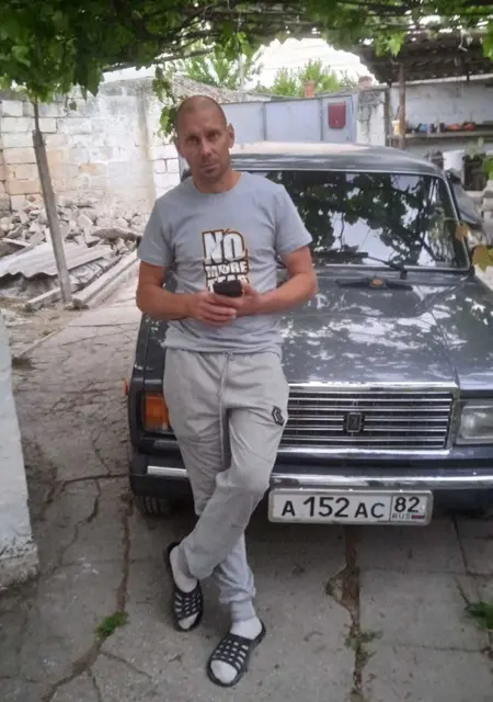 Я Евгений, 45, из Белогорска, ищу знакомство для приятного времяпровождения