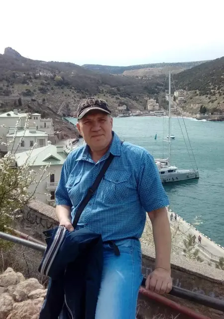 Валерий из Соснового Бора, ищу на сайте знакомства без обязательств