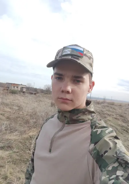 Я Дмитрий, 21, знакомлюсь на одну ночь в Зиме