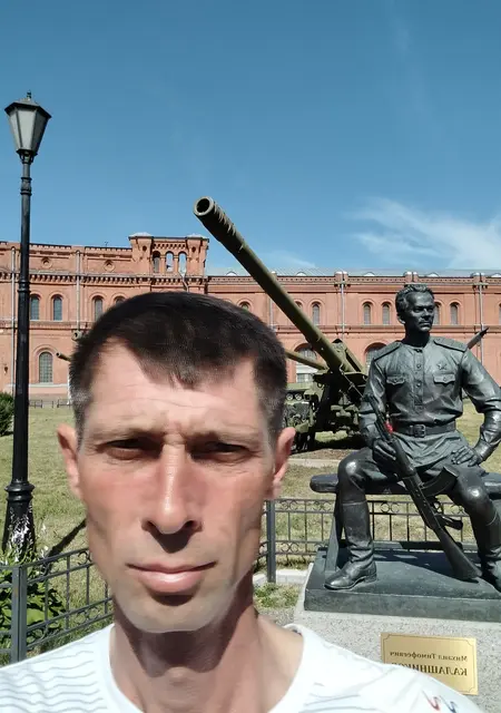 Андрей из Агалатова, ищу на сайте приятное времяпровождение