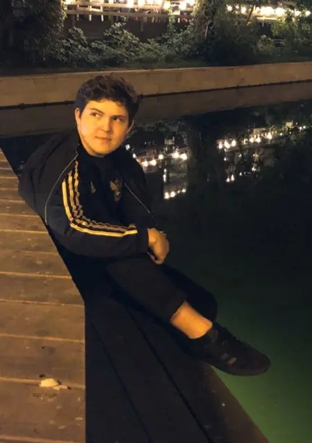 Я Нурали, 24, из Канаша, ищу знакомства на одну ночь