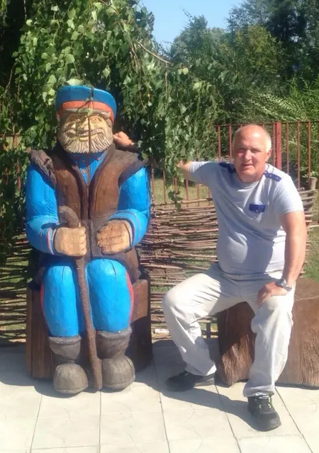 Я Виталик, 60, из Тулы, ищу знакомства на одну ночь