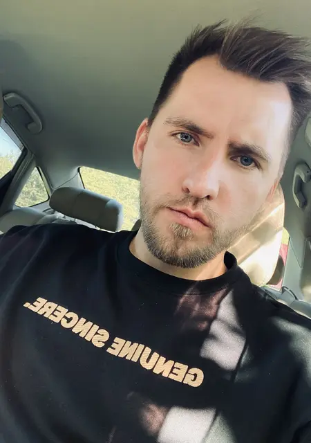 Дима из Петропавловска-Камчатского, мне 29, познакомлюсь для приятного времяпровождения