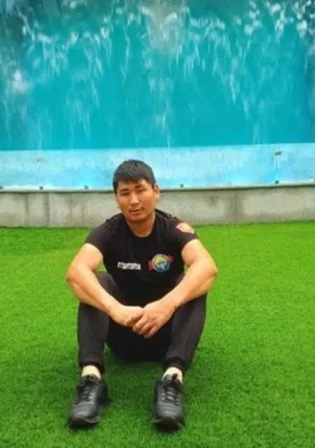 Жанарбек из Пушкина, мне 31, познакомлюсь для приятного времяпровождения