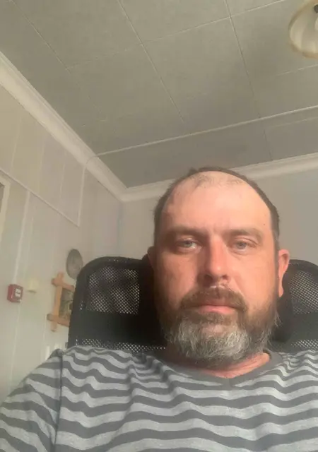 Я Pavel, 39, знакомлюсь для совместных путешествий в Енисейске