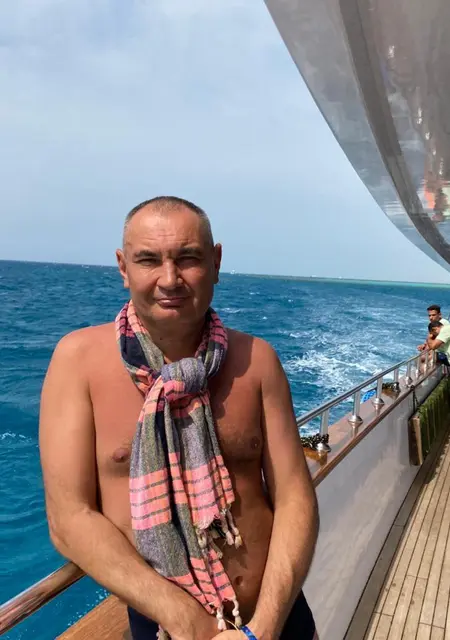 Я Айдар, 50, знакомлюсь на одну ночь в Москве