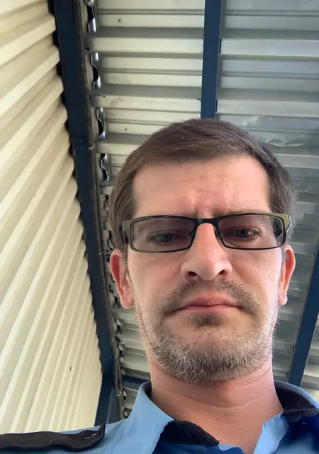 Я Alexander, 40, знакомлюсь без обязательств в Реутове