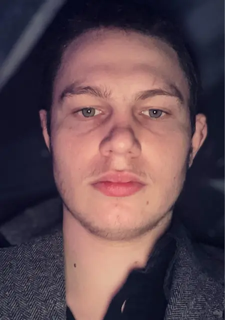 Андрей из Волгодонска, мне 21, познакомлюсь на одну ночь