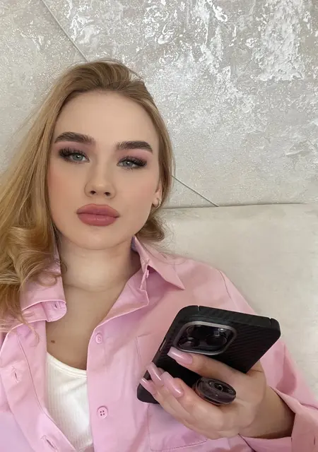 Амина из Волгограда, мне 21, познакомлюсь для приятного времяпровождения