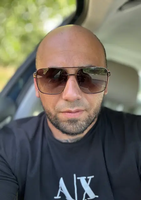 Я Александр, 35, из Донецка, ищу знакомство для постоянных отношений