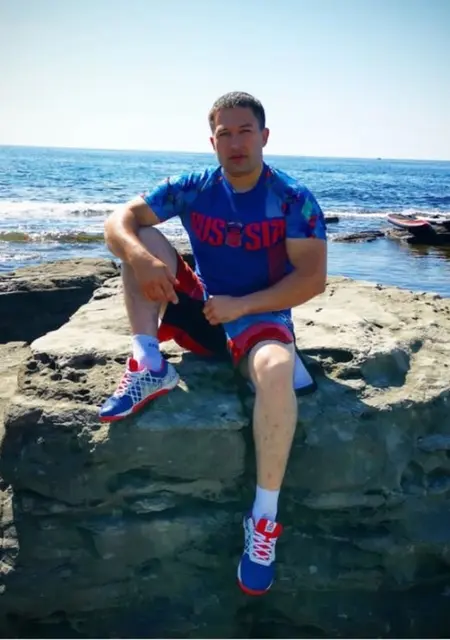 Александр из Димитровграда, мне 33, познакомлюсь на одну ночь