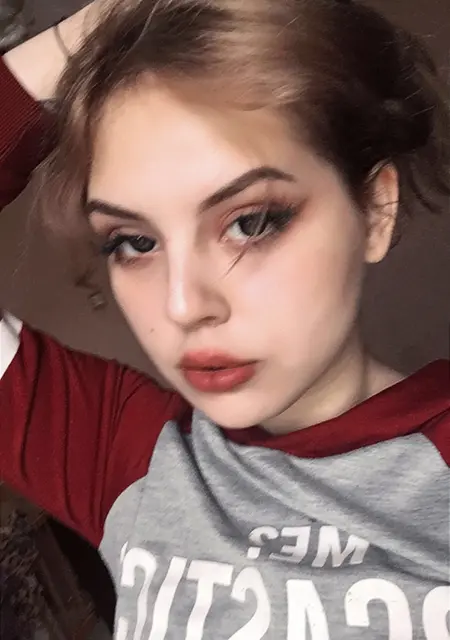 Я Мила, 22, знакомлюсь на одну ночь в Балакове