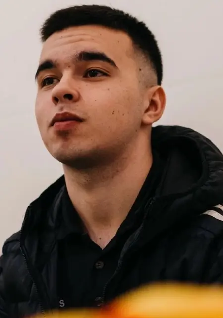 Я Viktor, 25, знакомлюсь для общения в Зиме