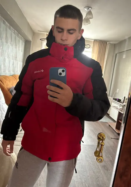 Колян из Бийска, мне 20, познакомлюсь на одну ночь