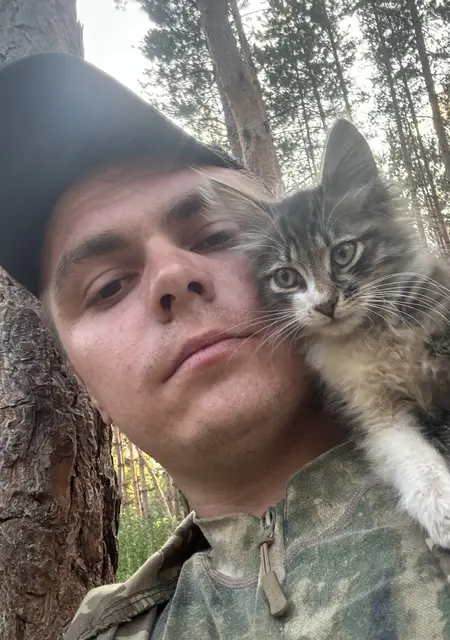 Я Виктор, 27 років з Луганська, шукаю знайомства на одну ніч