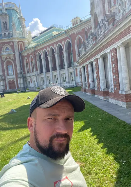 Евгений из Энгельса, мне 38, познакомлюсь для общения